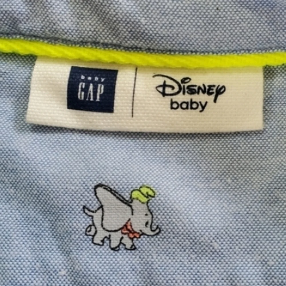 K1036 * Gap X Disney Baby Boys Dumbo Button Down Oxford Shirt Blue Size 6/12M